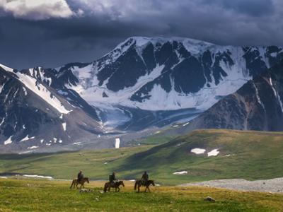 Altai Tavan Bogd Mountain - Mongolia