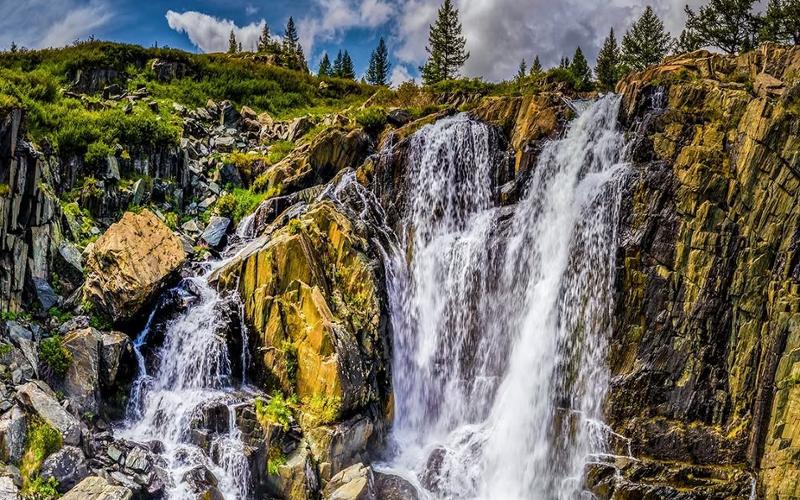 Baga Turgen Waterfal - Bayan-Ulgii Province