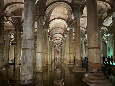 Базилика усан сан (Basilica Cistern)