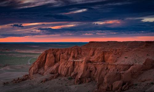 From Valleys to Gobi