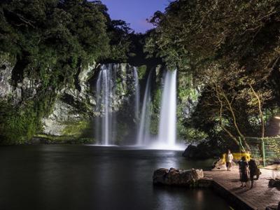 Чонжиён хүрхрээ (cheonjeyeon waterfall)