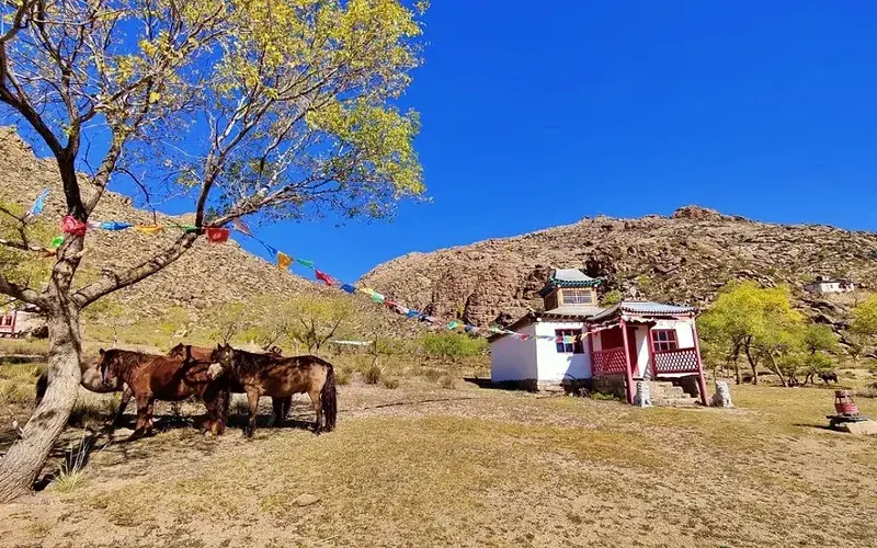 Erdene Khamba Monastery