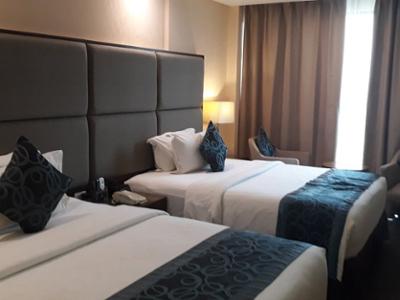 Филиппин, Манила - Golden Phoenix Hotel