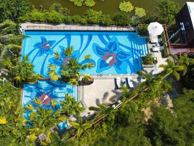 Holiday Inn Саняа Буудал