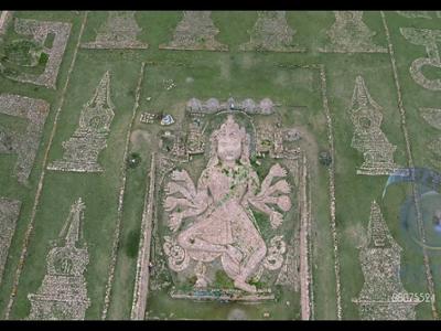kh Burkhant Complex - Giant Statue of Danzanravjaa's Vision