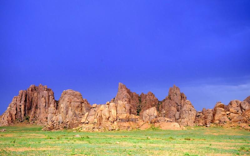 Rocky formations of Ikh Gazariin Chuluu