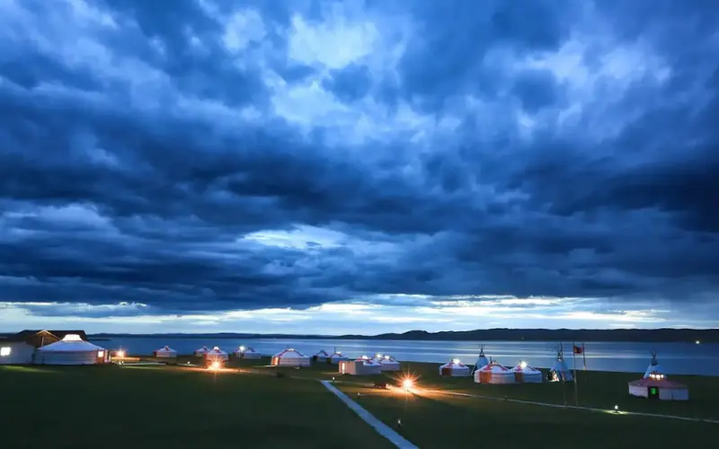 Khatan Ugii camp 