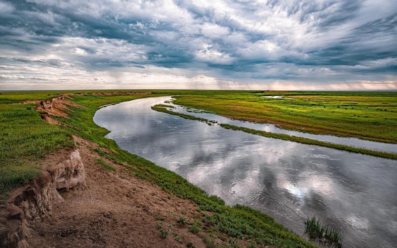 Kherlen River 