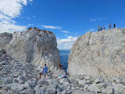 Khetsuu Khad Cliff
