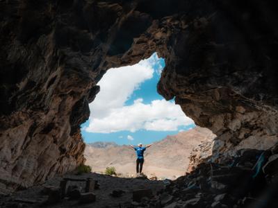 Khoid Tsenkher Cave