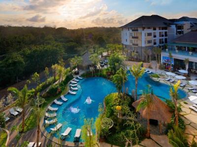 Royal Tulip Spring Resort 
