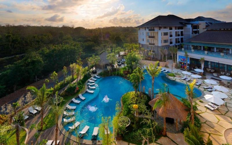 Royal Tulip Spring Resort 