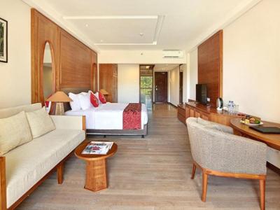 Royal Tulip Spring Resort 