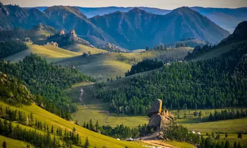Visite d’une journée au parc national de Gorkhi-Terelj et à la statue de Gengis Khan 