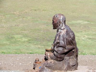 Statue of Toroi Bandi