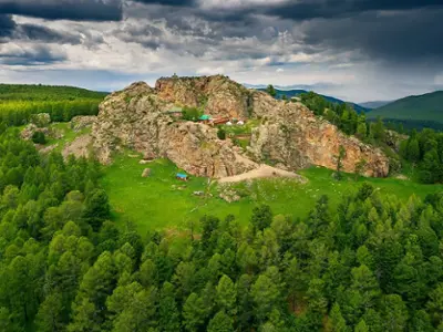 Tovkhon Monastery