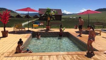Tsenkher Hot Spring