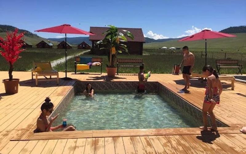 Tsenkher Hot Springs