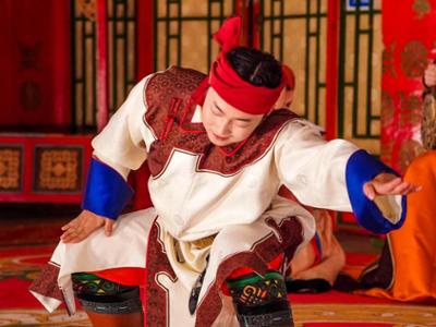 Tumen Ekh National Song and Dance Ensemble
