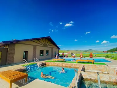 Ulziit Khishig Tourist Camp (Shine-Ider)