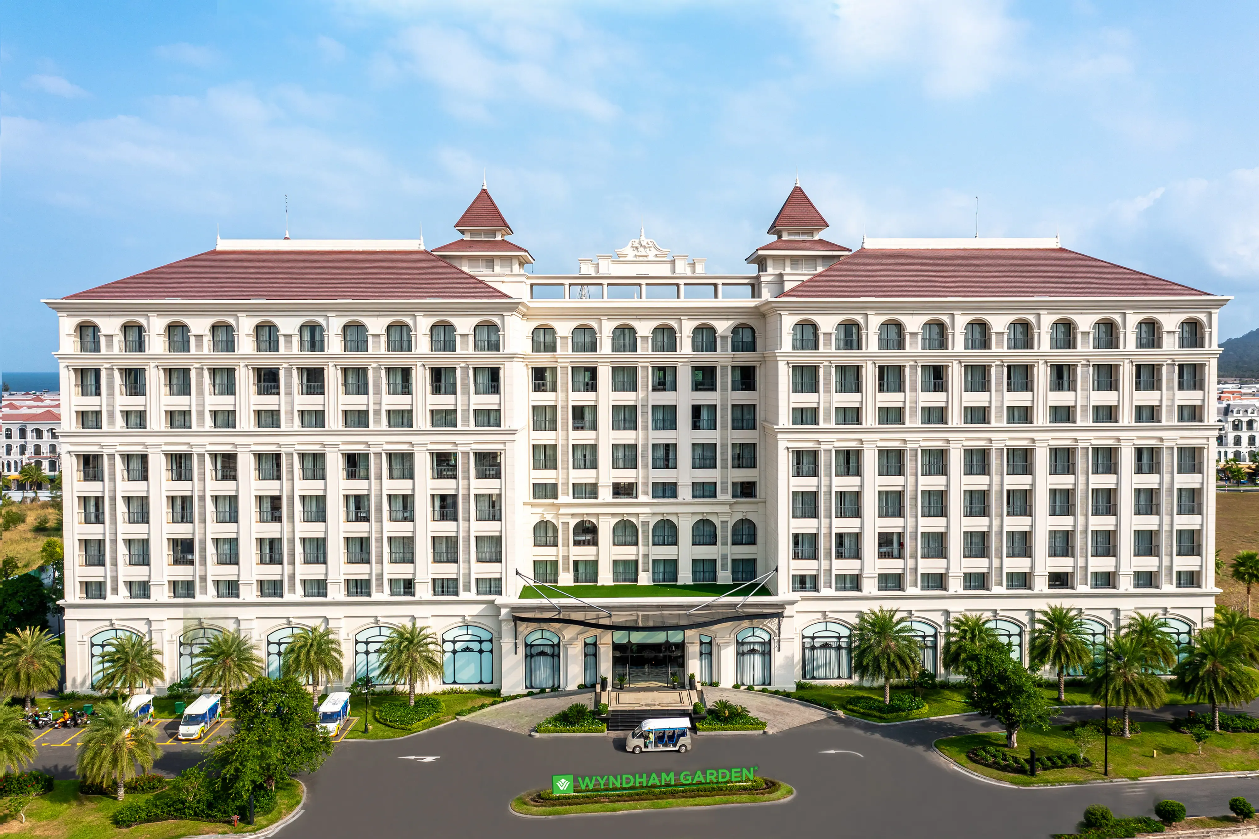 Wyndham Garden – exterior