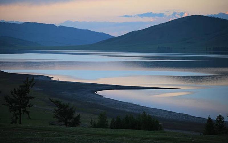 Zuun lake