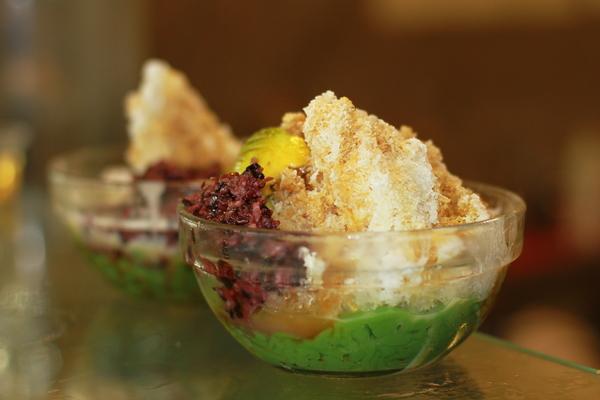 Dessert indonésien traditionnel, photo © by Erika Kusuma Wardani via Shutterstock