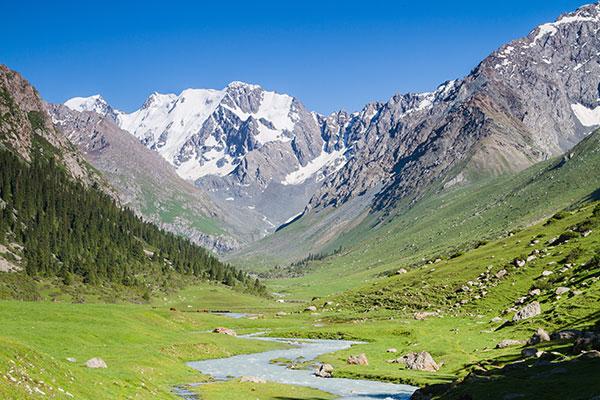Pourquoi choisir le Kirghizistan pour votre prochain voyage