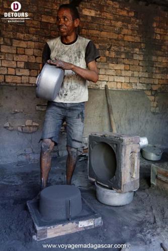 Fonderie d’aluminium d’art à Ambatolampy : l’artisanat made in Malagasy