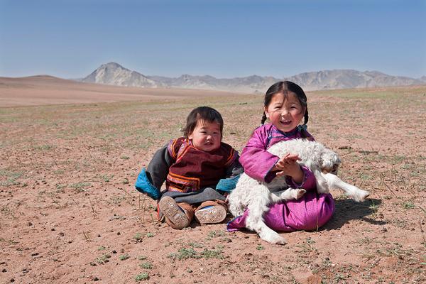 Les enfants des steppes de Mongolie