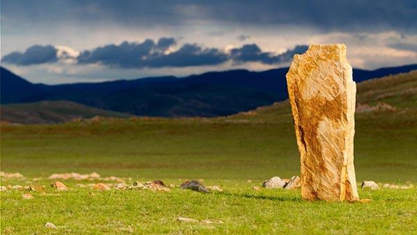 Le secret des mystérieuses pierres à cerfs de Mongolie