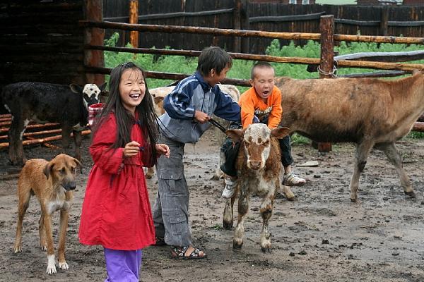 Kids from the Mongolian steppes