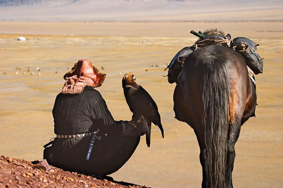 The golden eagles Festival in Altai